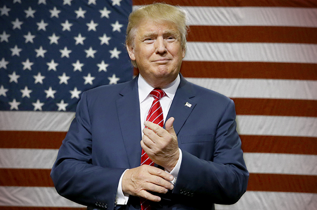 CHAMELEON AT WORK - On Being and Beating Donald Trump