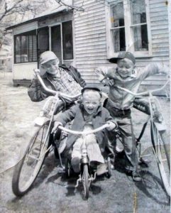 kids on bikes image
